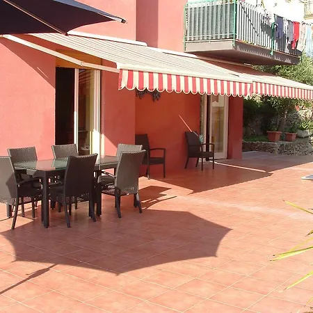 Il Sole In Piazzetta Apartamento *